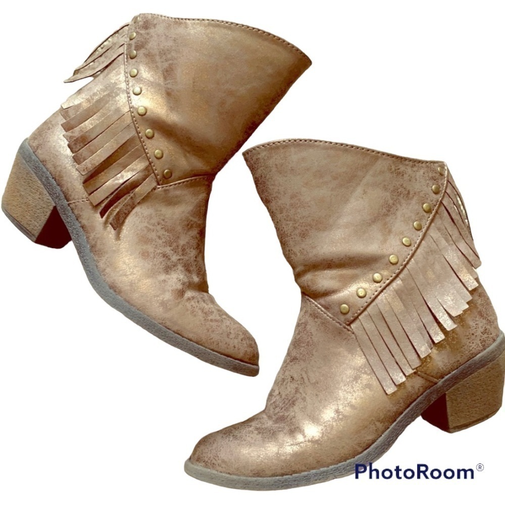 Stevie’s Fringe Metallic Booties kids 5 / ladies 7
